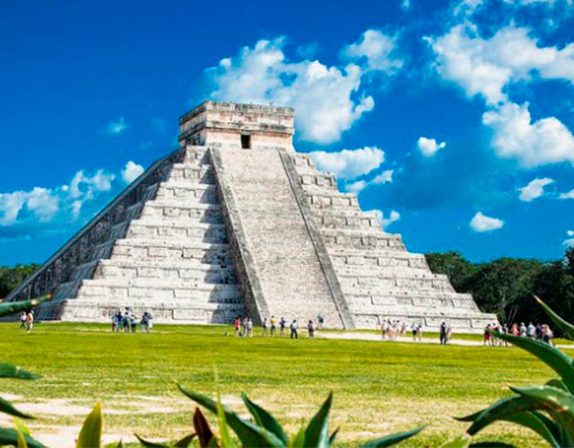 mitos y realidades de los mayas