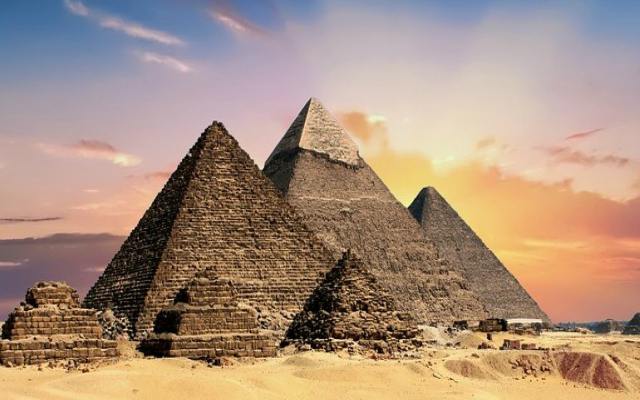 ¿Cómo se construyeron las pirámides?