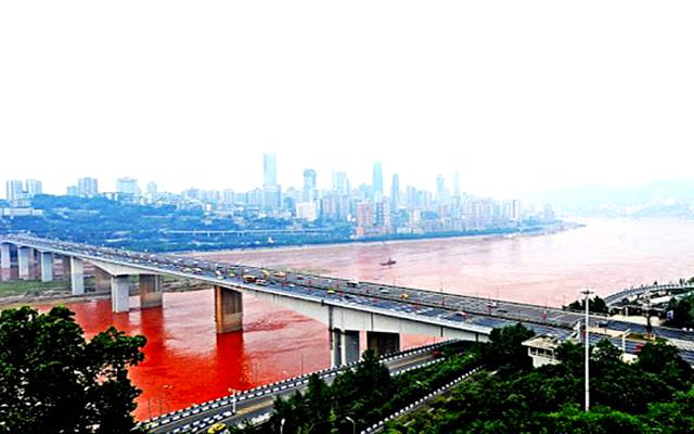 Rio rojo en china