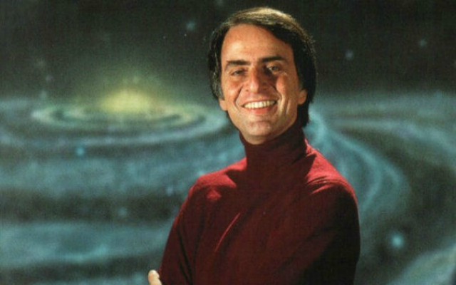 25 frases de Carl Sagan