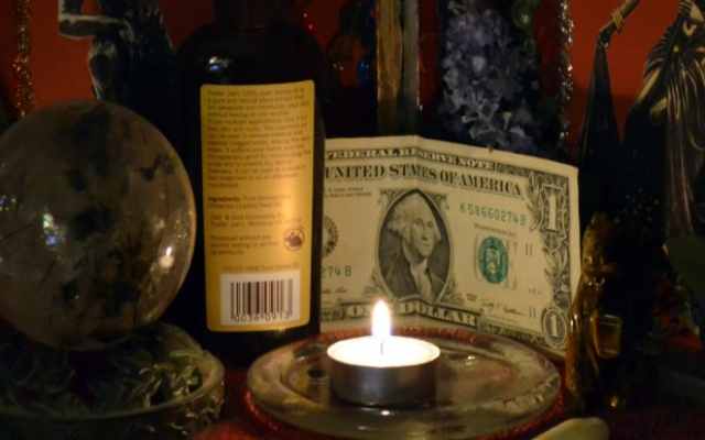 El ritual para atraer el dinero: ¡Coloca esto en un frasco y observa cómo cambia tu vida!