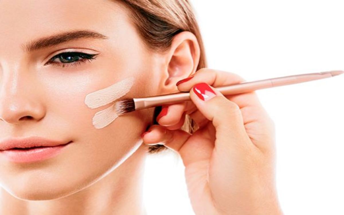 10 Secretos Para Aplicar La Base De Maquillaje Y El Rostro Quedará Como Si Pasara Por Photoshop 8956