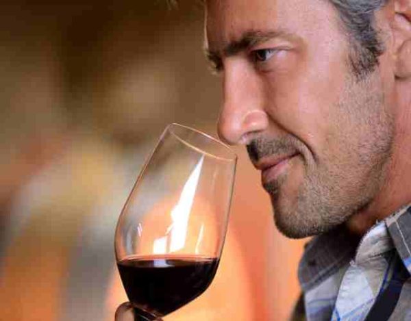 Cuándo y cómo decantar un vino